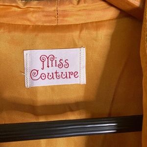 True Vintage! Miss Couture collarless Blazer
